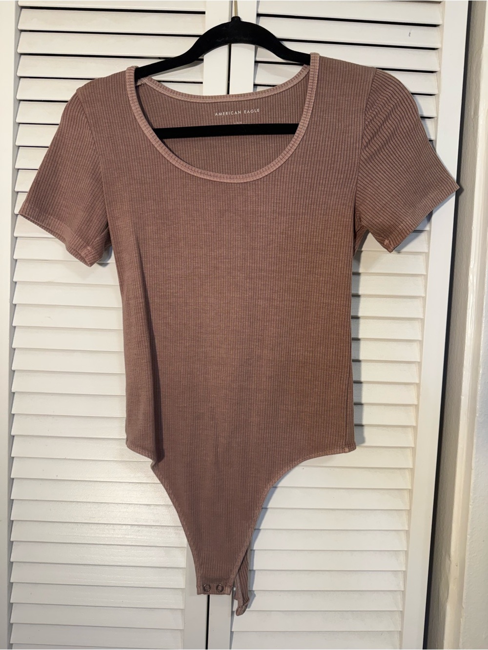 American Eagle Outfitters Ribbed Short Sleeve Bodysuit - Mauve